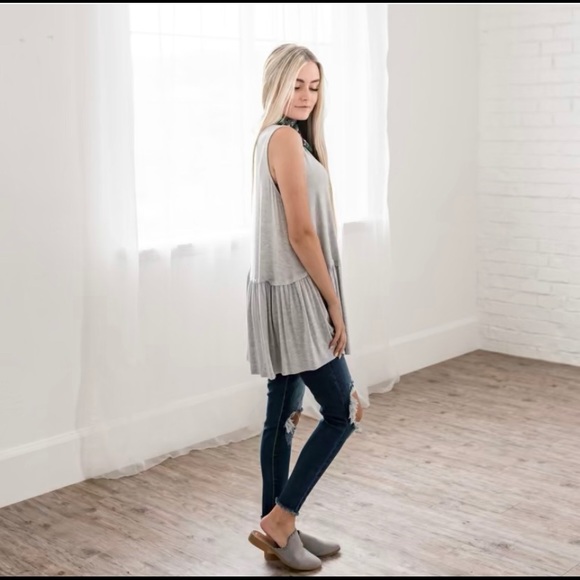 Sleeveless Ruffle Bottom Top - Picture 2 of 2